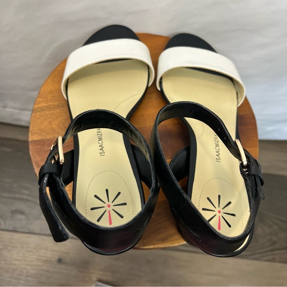 Isaac Mizrahi Block Heels - Picture 5 of 7